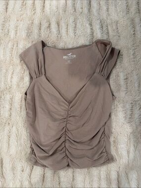 Hollister Ruched V-Neck Tank in Taupe